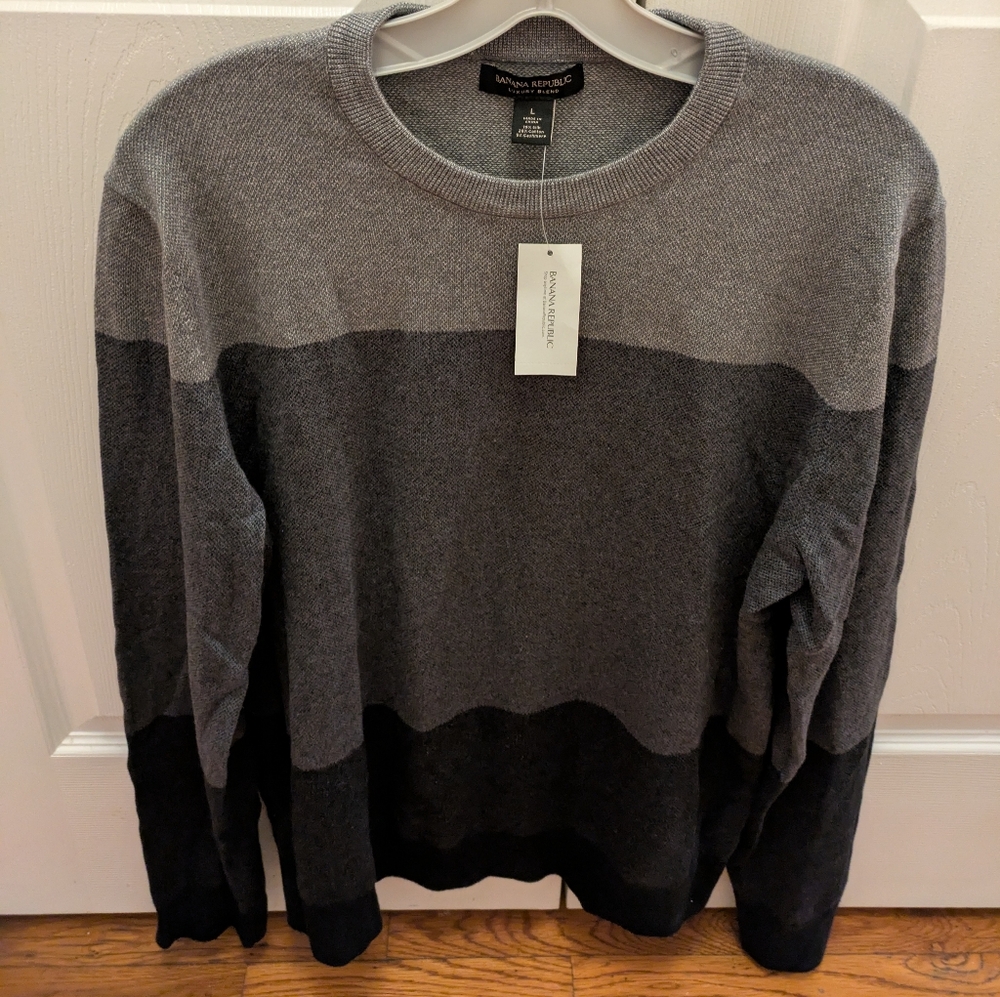 Banana Republic Mens Black and Grey Sweater. New with tags